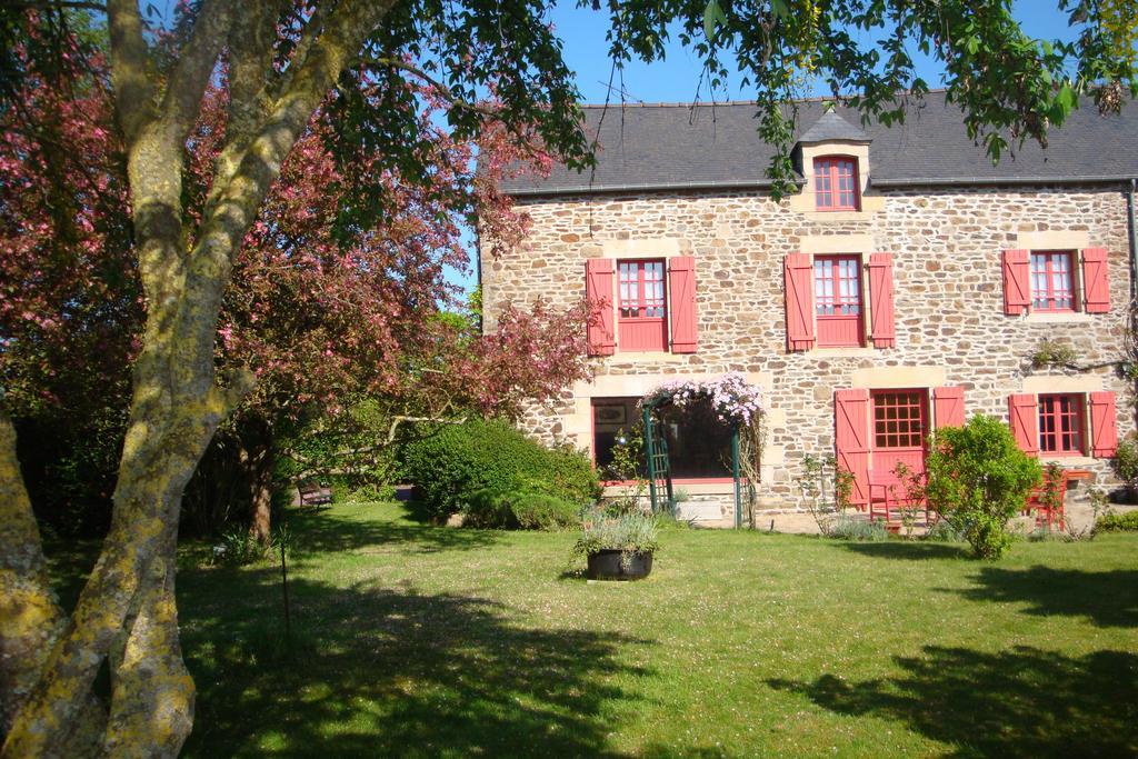 Au Jardin D'Eloise Bed & Breakfast Tremereuc ภายนอก รูปภาพ