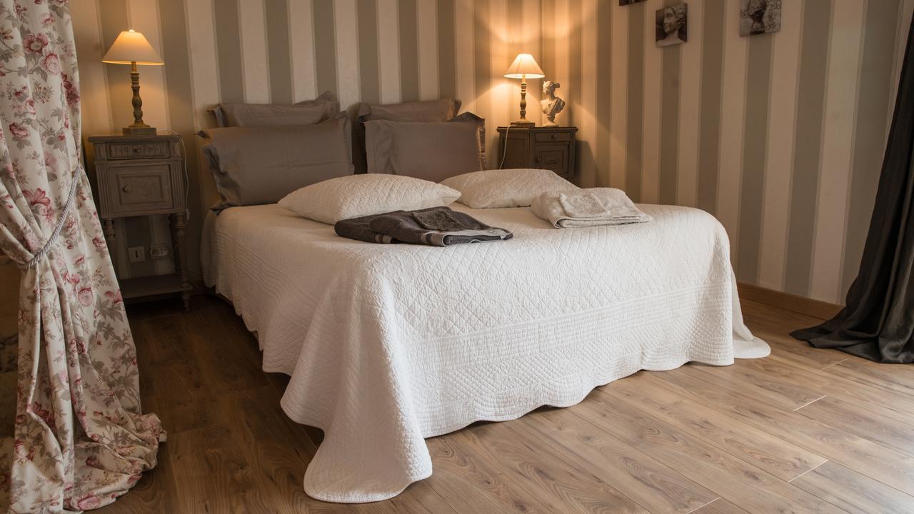 Au Jardin D'Eloise Bed & Breakfast Tremereuc ภายนอก รูปภาพ
